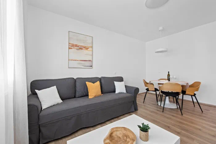 Jellyfish apartman, dnevni boravak