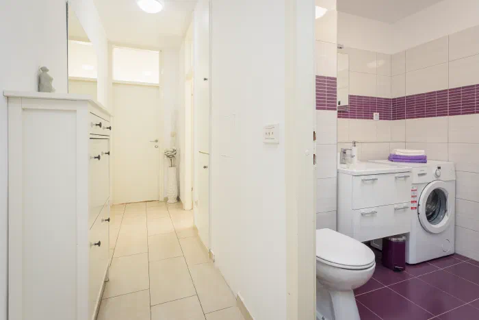 Starfish apartman, hodnik
